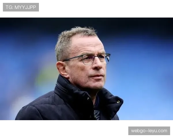 西布朗锋线老化严重，亟需注入年轻血液以提升竞争力