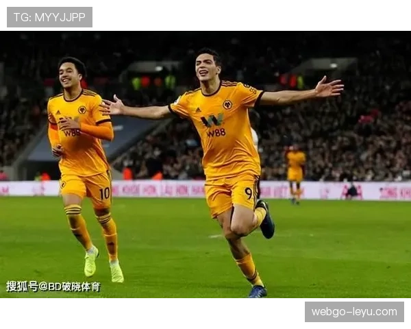 泰勒·罗伯茨表现稳健，助球队冲击英超更高排名