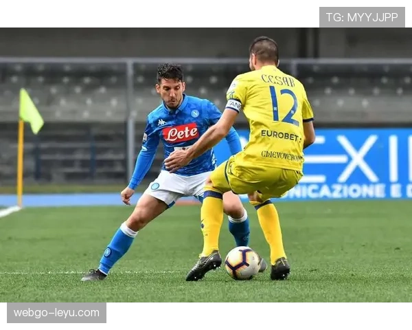 莱切主帅革新战术体系，球队稳健表现引期待